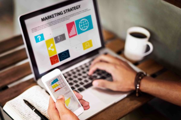 Apa Itu Bisnis Digital? Pengertian, Contoh, dan Cara Memulainya di Era Modern Apa Itu Bisnis Digital