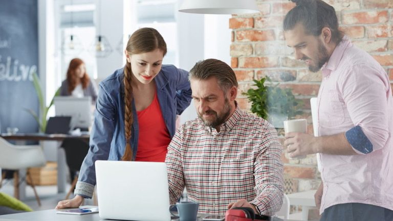Menyusun Strategi Bisnis