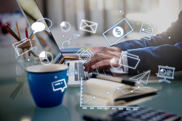 Strategi Bisnis Lewat Teknologi