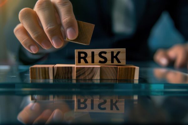 Strategi Mengelola Risiko secara Efektif: Bisnis dan Investasi Strategi Mengelola Risiko