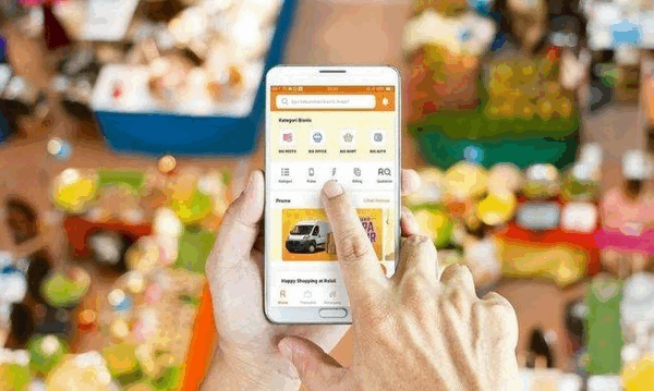 Transformasi UMKM ke Dunia Digital: Cara Bertahan dan Berkembang Transformasi UMKM ke Dunia Digital